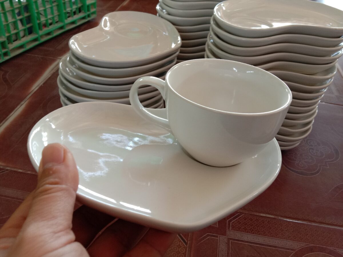 ชุดกาแฟจานรอง 100 cc.-250 cc.
